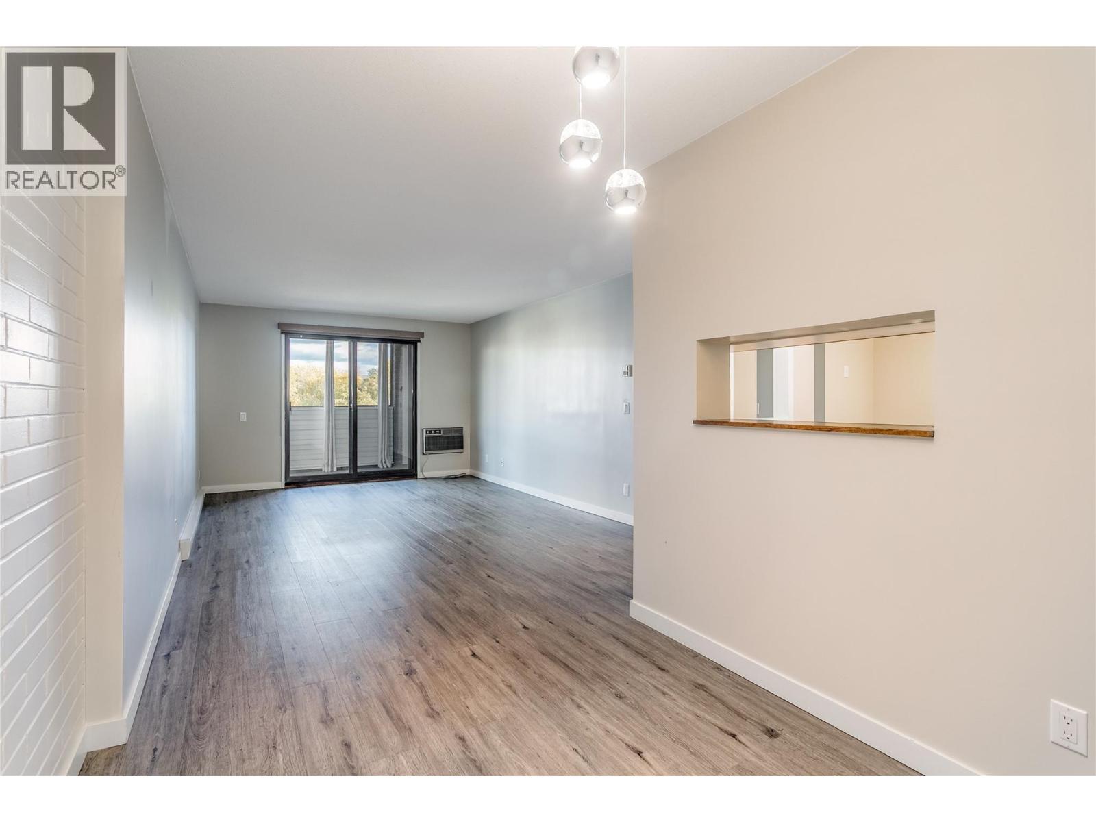 1915 Pacific Court Unit# 407, Kelowna, British Columbia  V1Y 8B3 - Photo 8 - 10376914