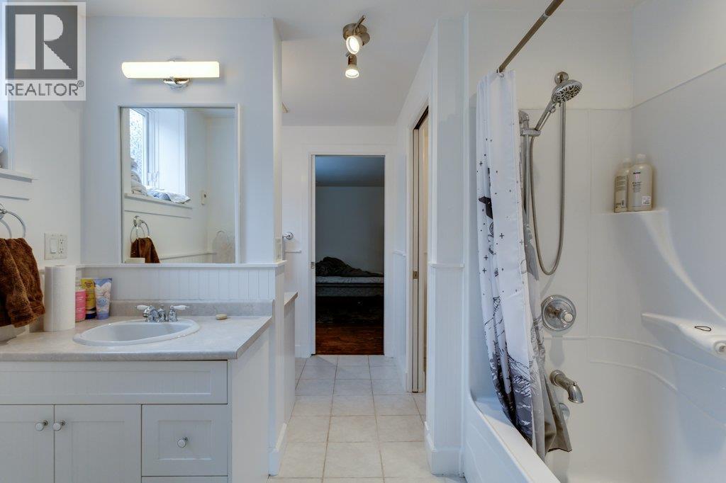 1769 Broadview Avenue, Kelowna, British Columbia  v1Y 4G3 - Photo 56 - 10376715