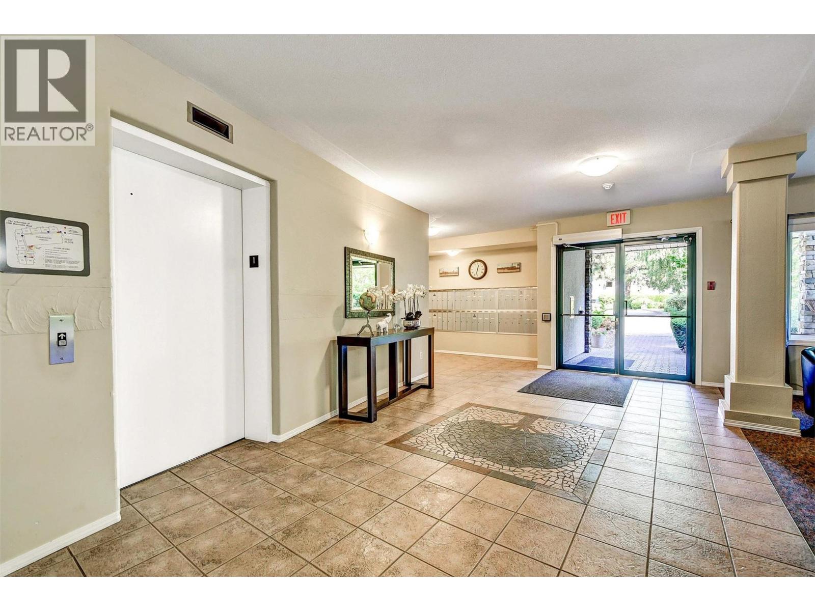 2300 Benvoulin Road Unit# 102, Kelowna, British Columbia  V1W 2C6 - Photo 44 - 10376654