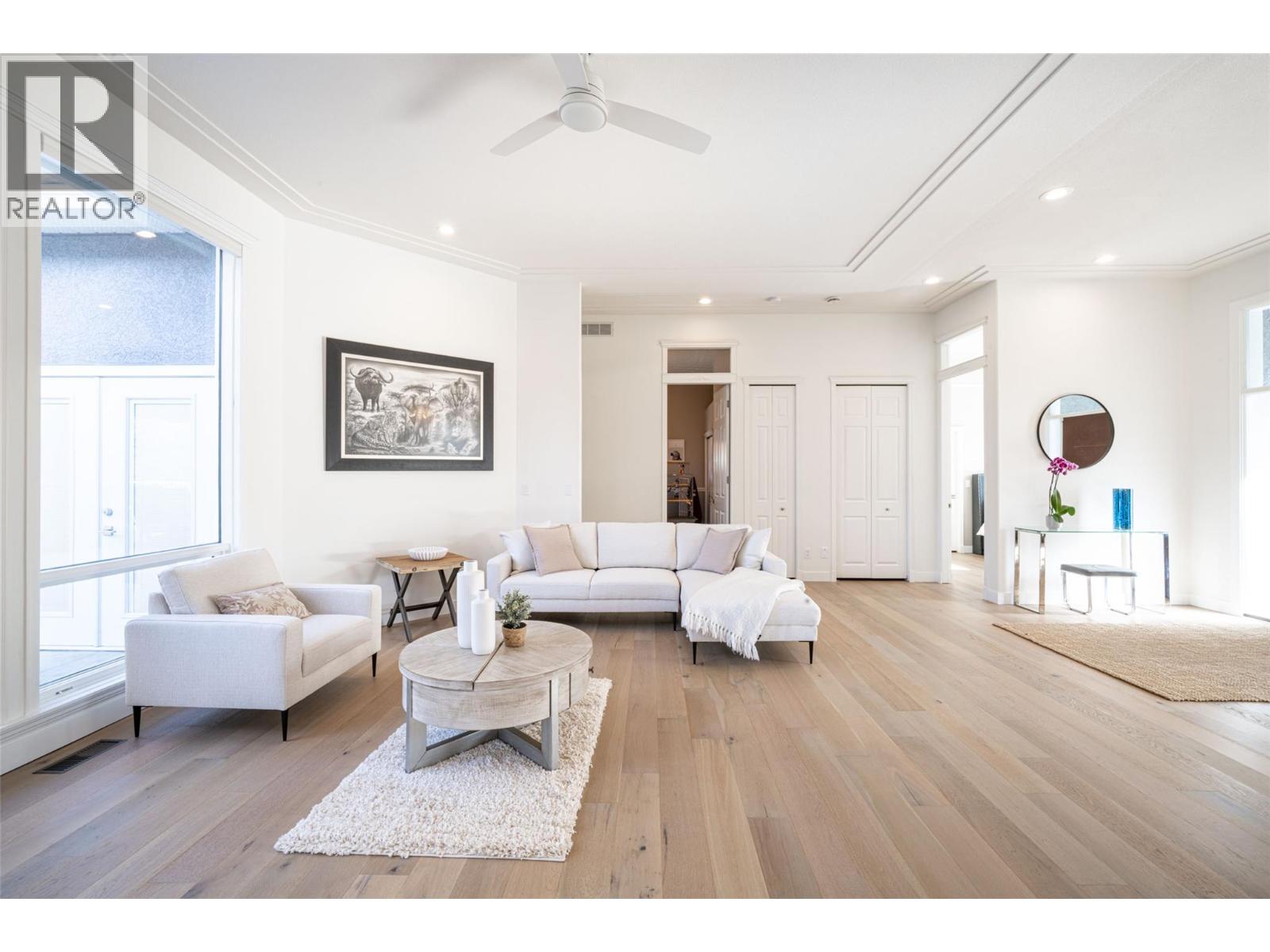 2102 Lillooet Court, Kelowna, British Columbia  V1V 1Y2 - Photo 5 - 10374633