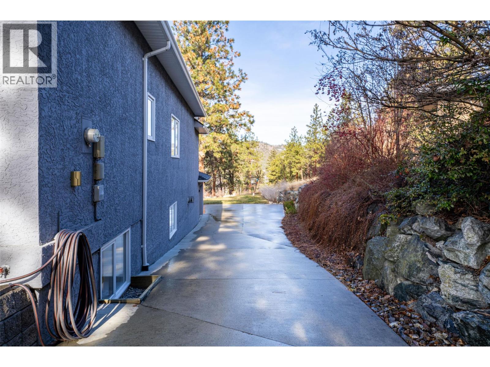 2102 Lillooet Court, Kelowna, British Columbia  V1V 1Y2 - Photo 53 - 10374633