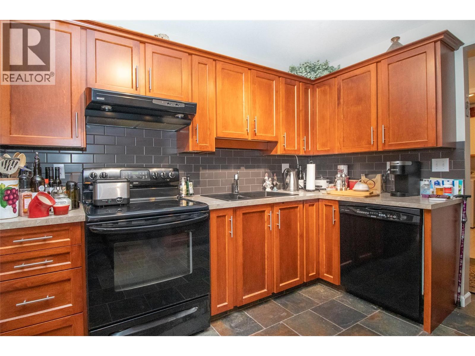 945 Lawrence Avenue Unit# 307, Kelowna, British Columbia  V1Y 6M3 - Photo 10 - 10377060