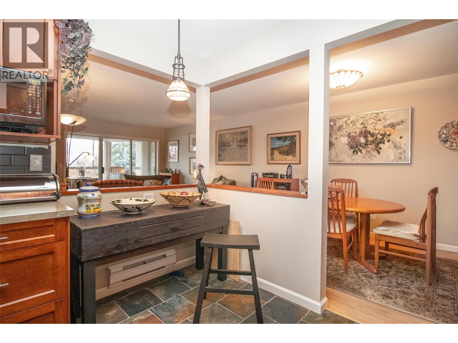 945 Lawrence Avenue Unit# 307, Kelowna, British Columbia  V1Y 6M3 - Photo 12 - 10377060