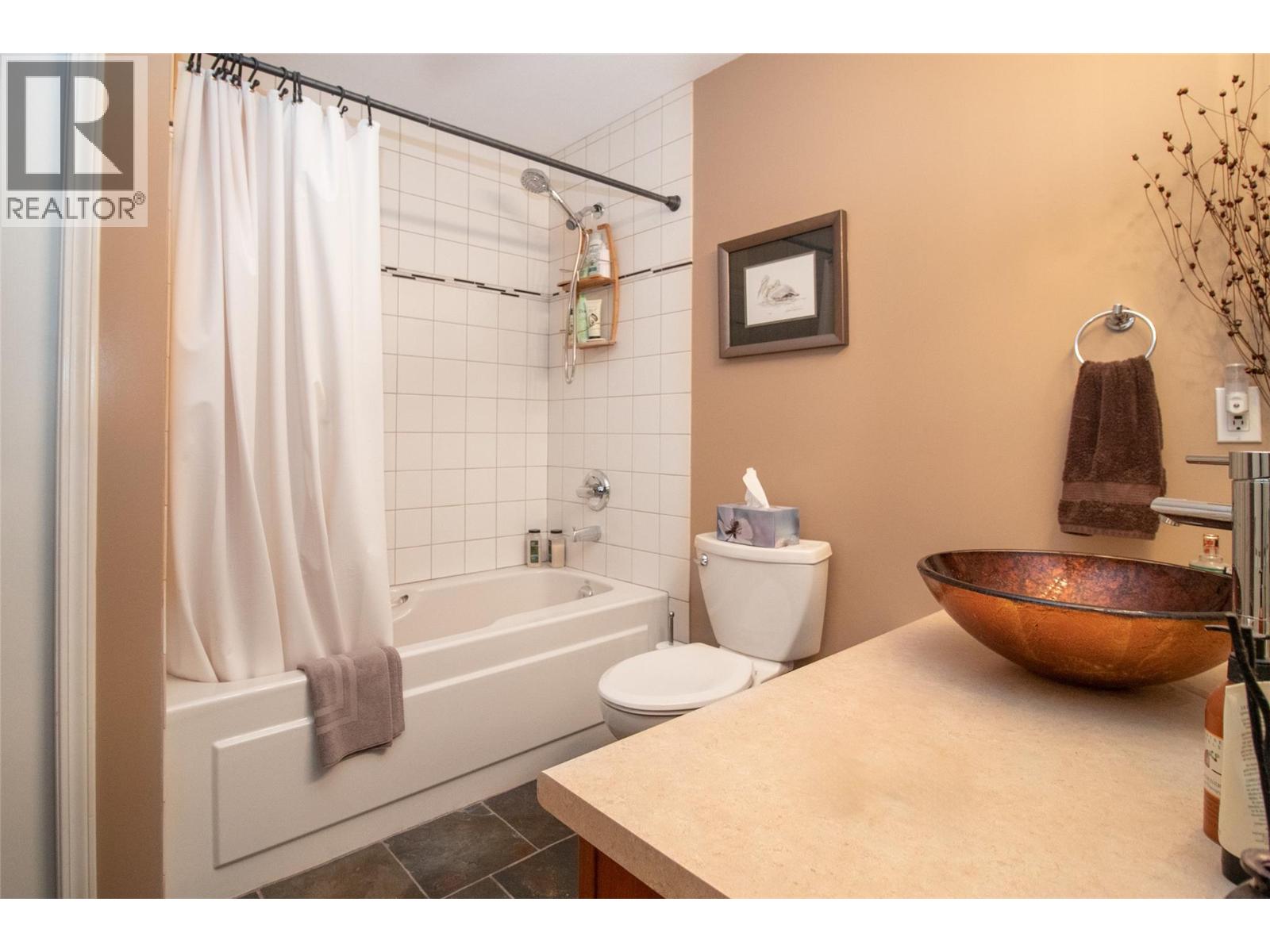 945 Lawrence Avenue Unit# 307, Kelowna, British Columbia  V1Y 6M3 - Photo 19 - 10377060