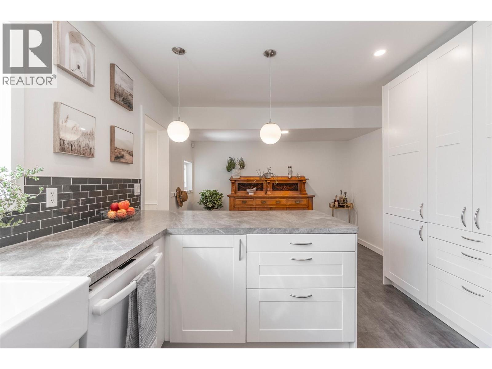 860 Fairview Road, Oliver, British Columbia  V0H 1T6 - Photo 20 - 10376585