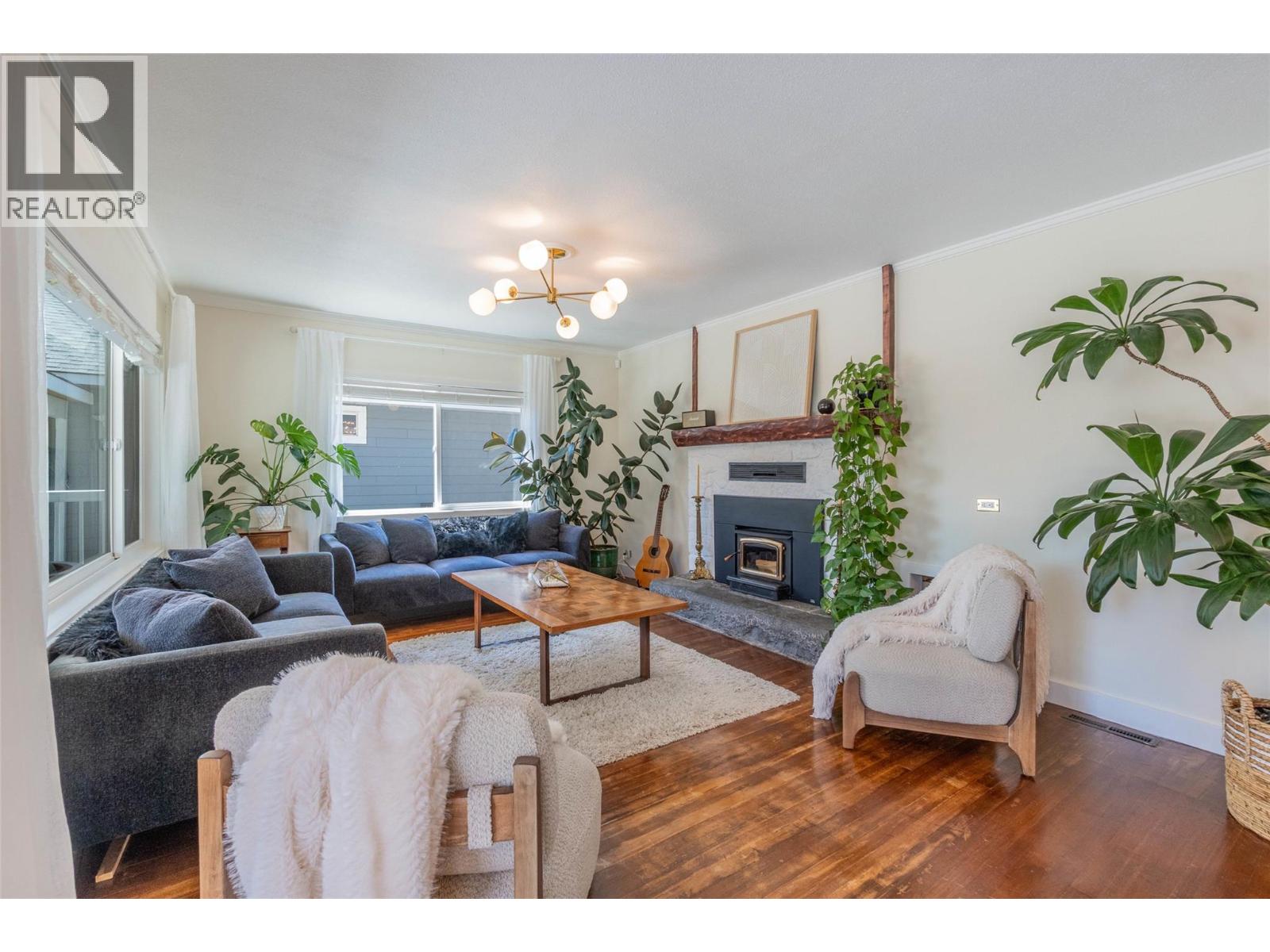 860 Fairview Road, Oliver, British Columbia  V0H 1T6 - Photo 9 - 10376585