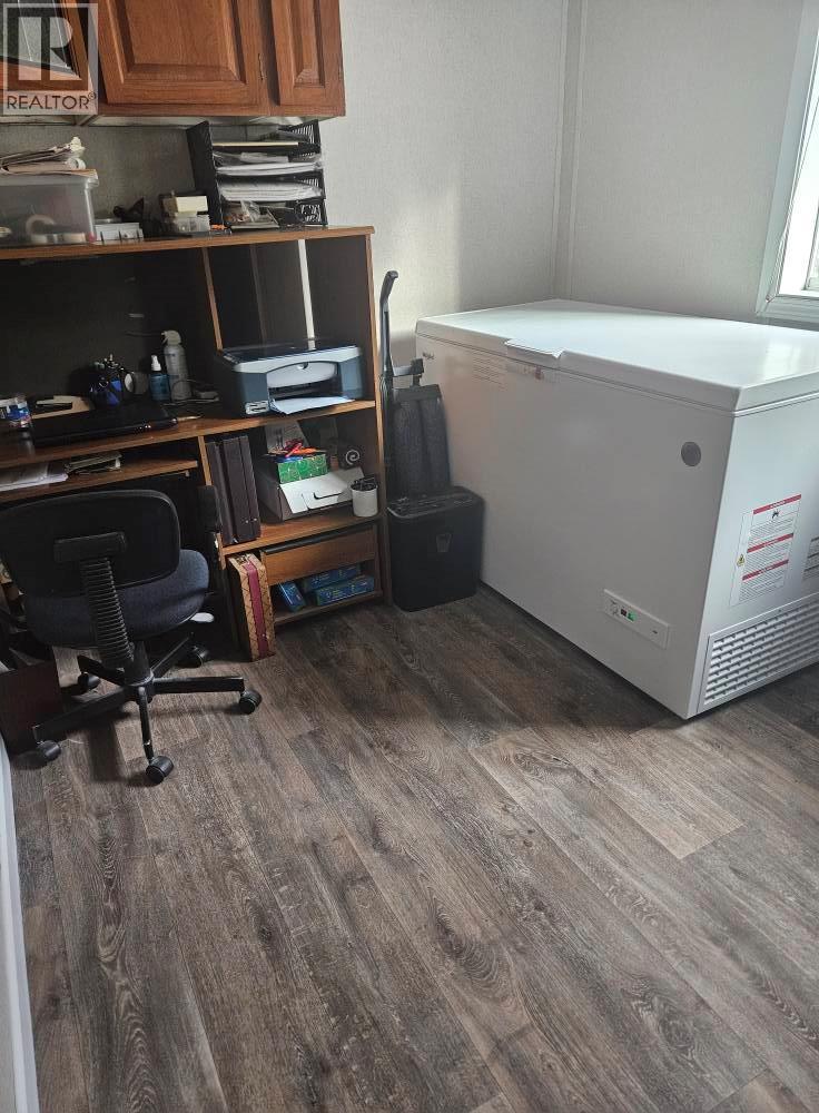 32 Victoria Road, Vernon, British Columbia  V1H 2A9 - Photo 5 - 10377104