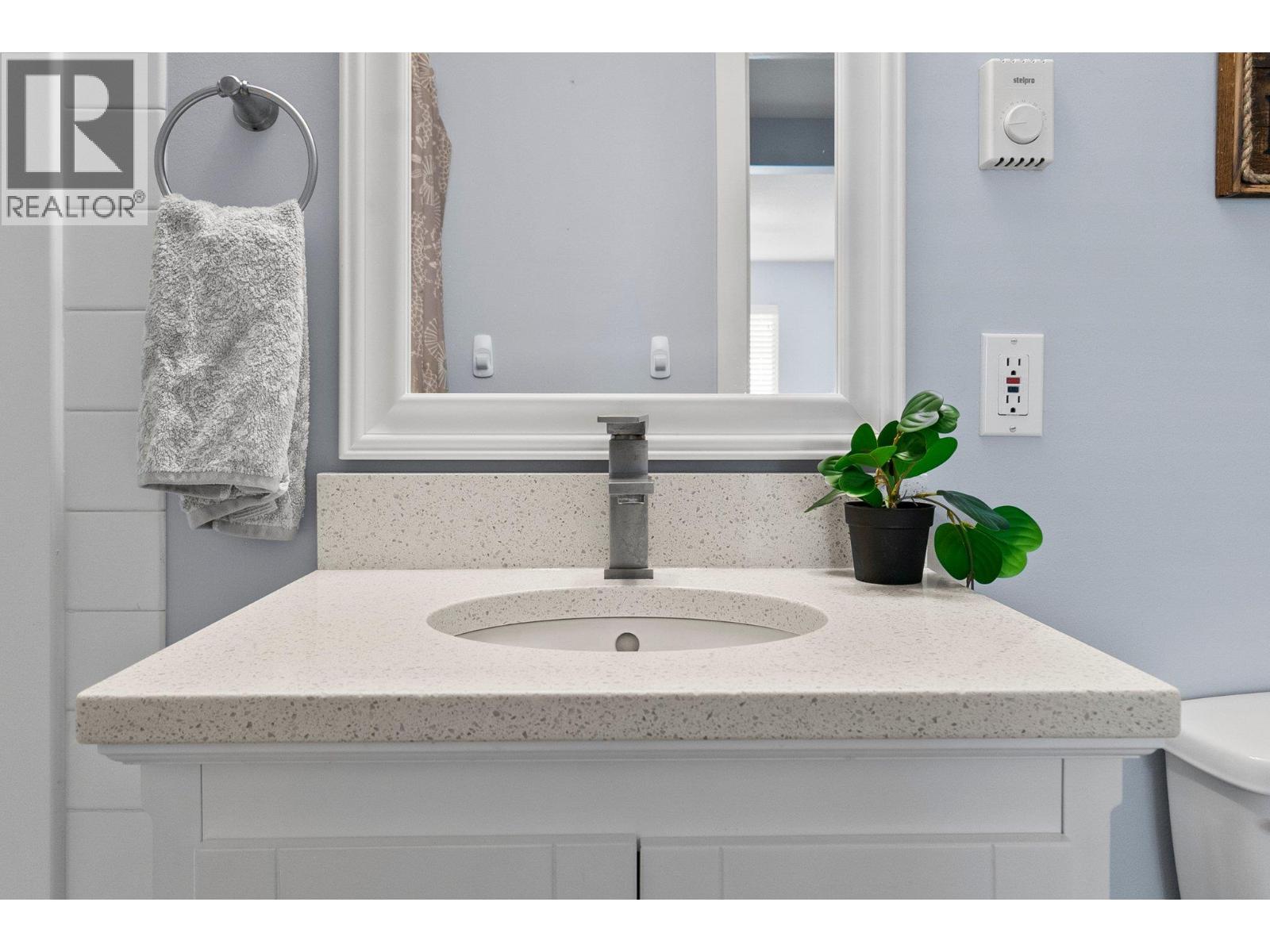 1002 Riverside Avenue Unit# 112, Sicamous, British Columbia  V0E 2V1 - Photo 11 - 10377085