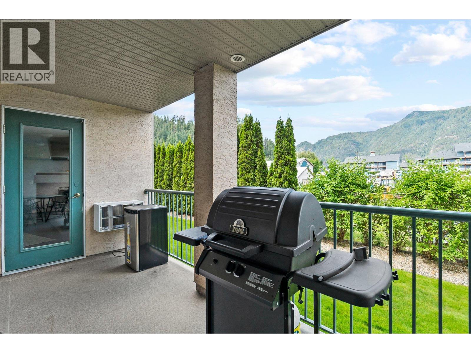 1002 Riverside Avenue Unit# 112, Sicamous, British Columbia  V0E 2V1 - Photo 24 - 10377085