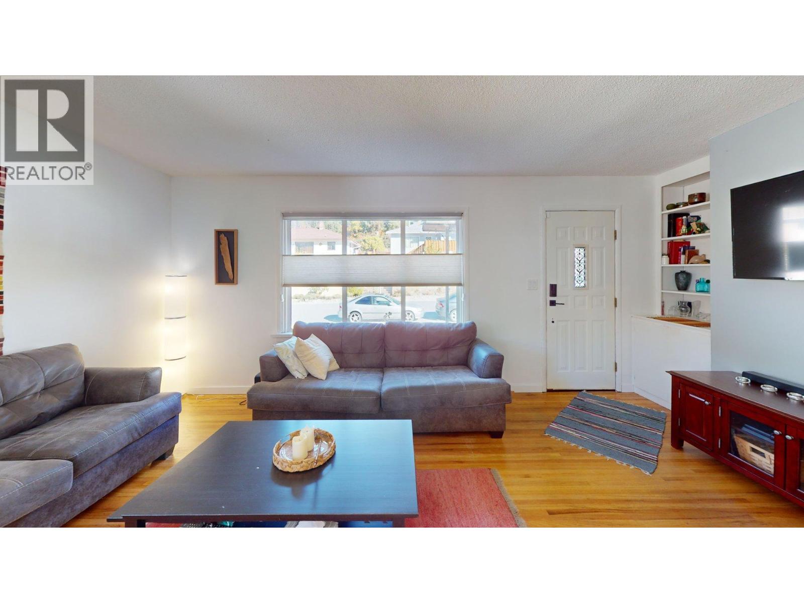 3130 Iris Crescent, Trail, British Columbia  V1R 2Y7 - Photo 4 - 10376790