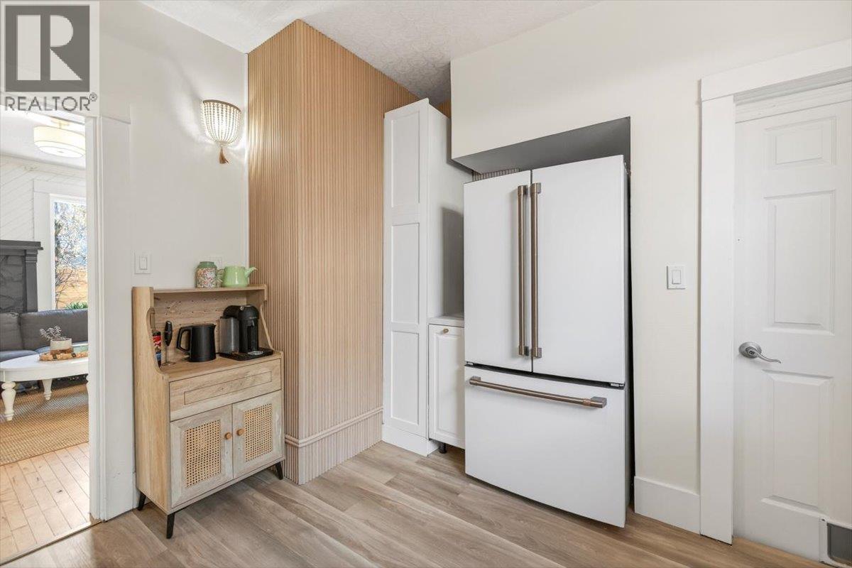 106 1st Street, Fernie, British Columbia  V0B 1M0 - Photo 21 - 10376820