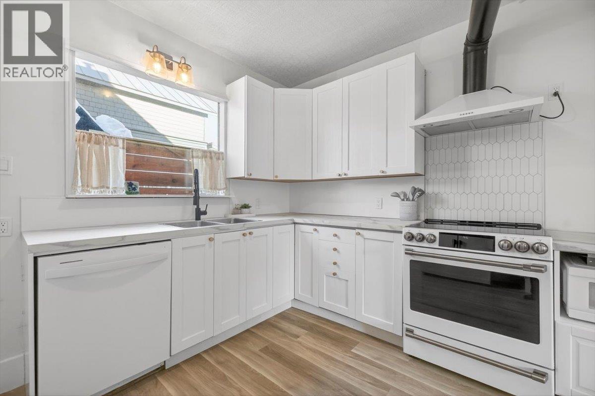 106 1st Street, Fernie, British Columbia  V0B 1M0 - Photo 24 - 10376820