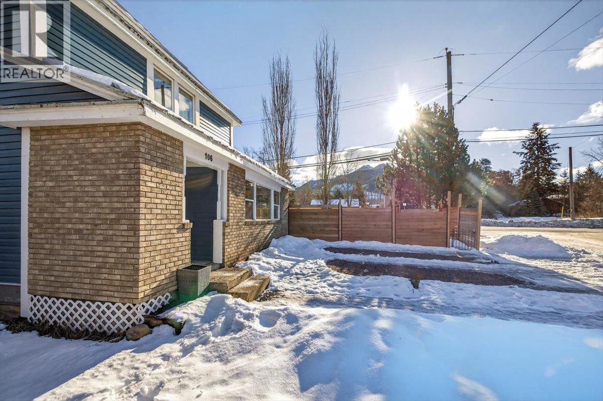 106 1st Street, Fernie, British Columbia  V0B 1M0 - Photo 3 - 10376820
