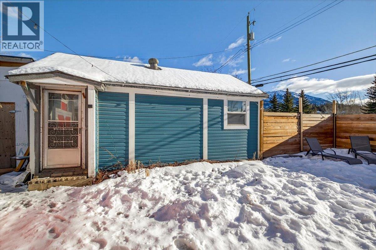 106 1st Street, Fernie, British Columbia  V0B 1M0 - Photo 44 - 10376820
