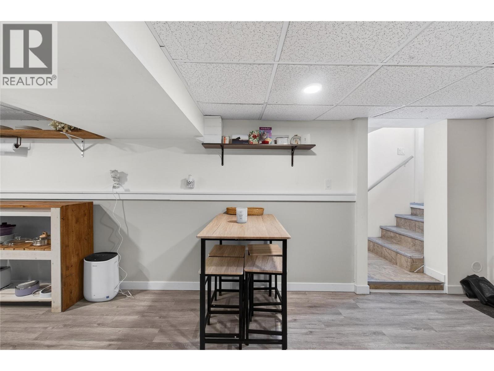 671 1 Avenue Se, Salmon Arm, British Columbia  V1E 1G7 - Photo 35 - 10376943