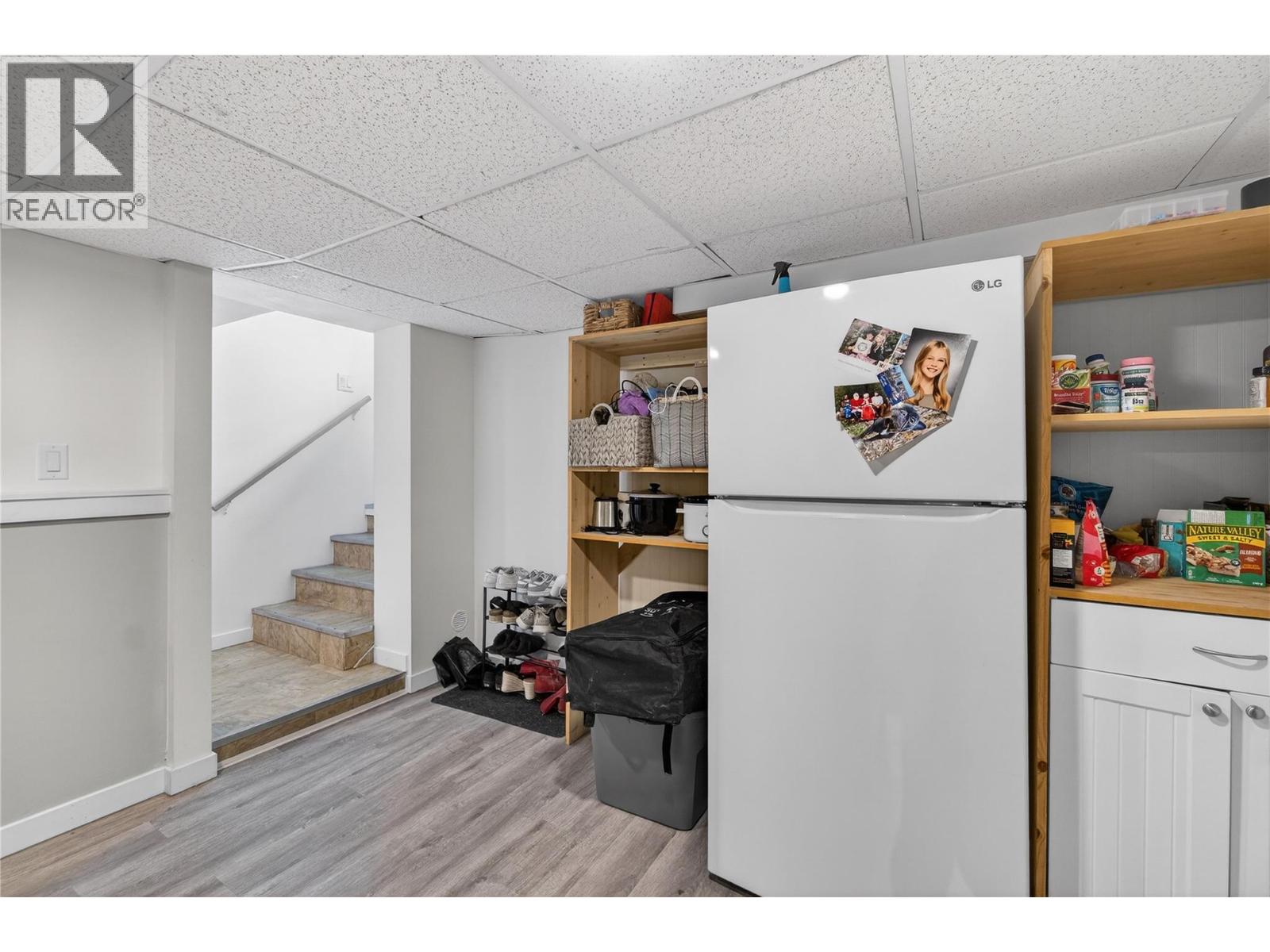 671 1 Avenue Se, Salmon Arm, British Columbia  V1E 1G7 - Photo 36 - 10376943