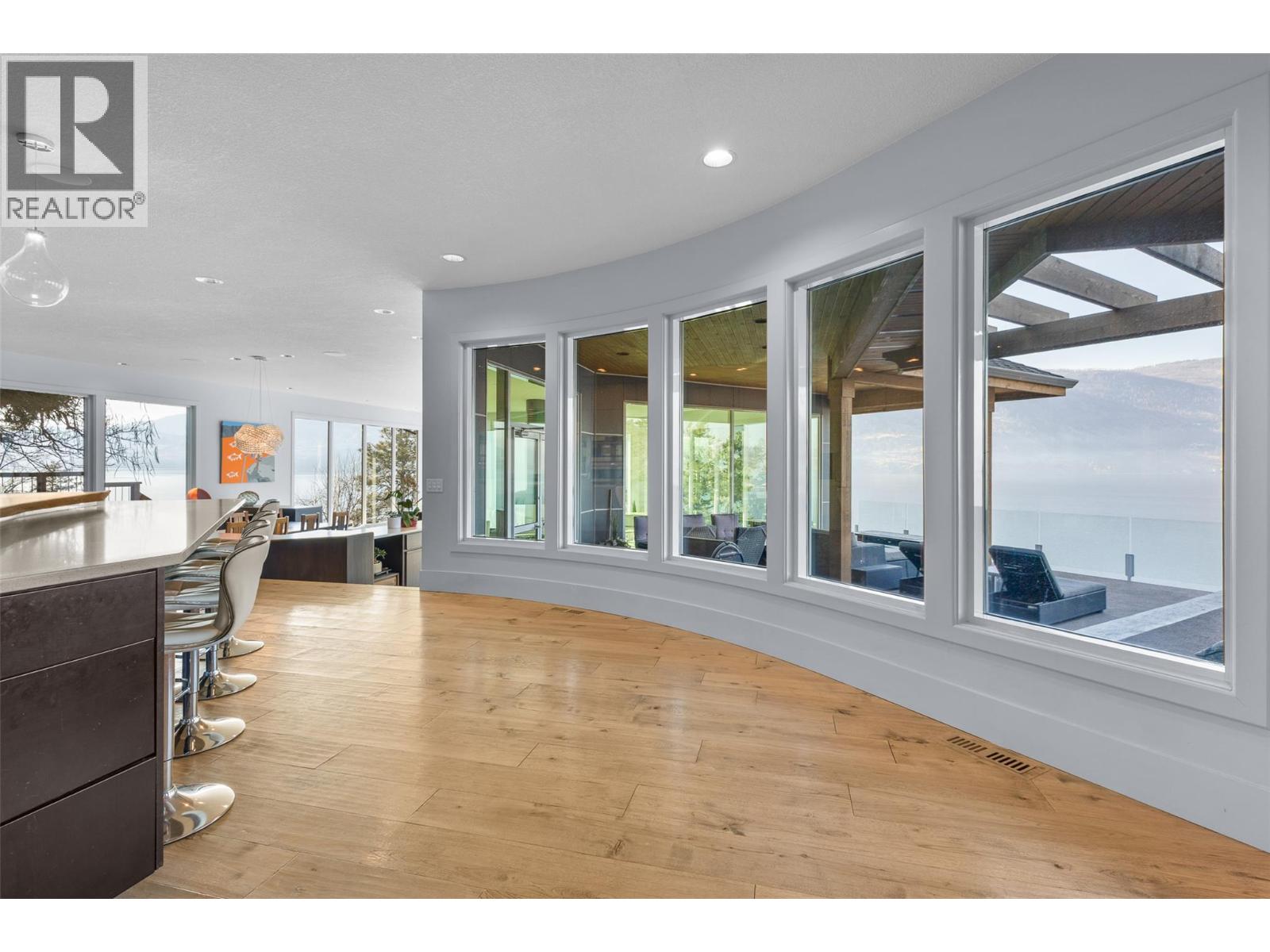 2100 Dewdney Road, Kelowna, British Columbia  V1V 2C3 - Photo 10 - 10374970