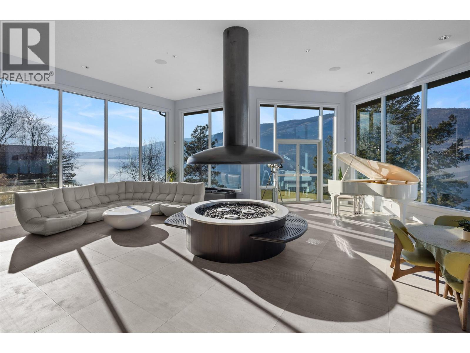 2100 Dewdney Road, Kelowna, British Columbia  V1V 2C3 - Photo 18 - 10374970
