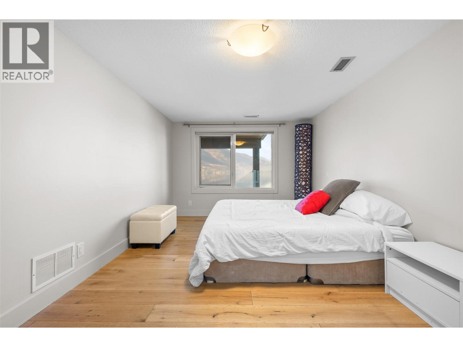 2100 Dewdney Road, Kelowna, British Columbia  V1V 2C3 - Photo 44 - 10374970