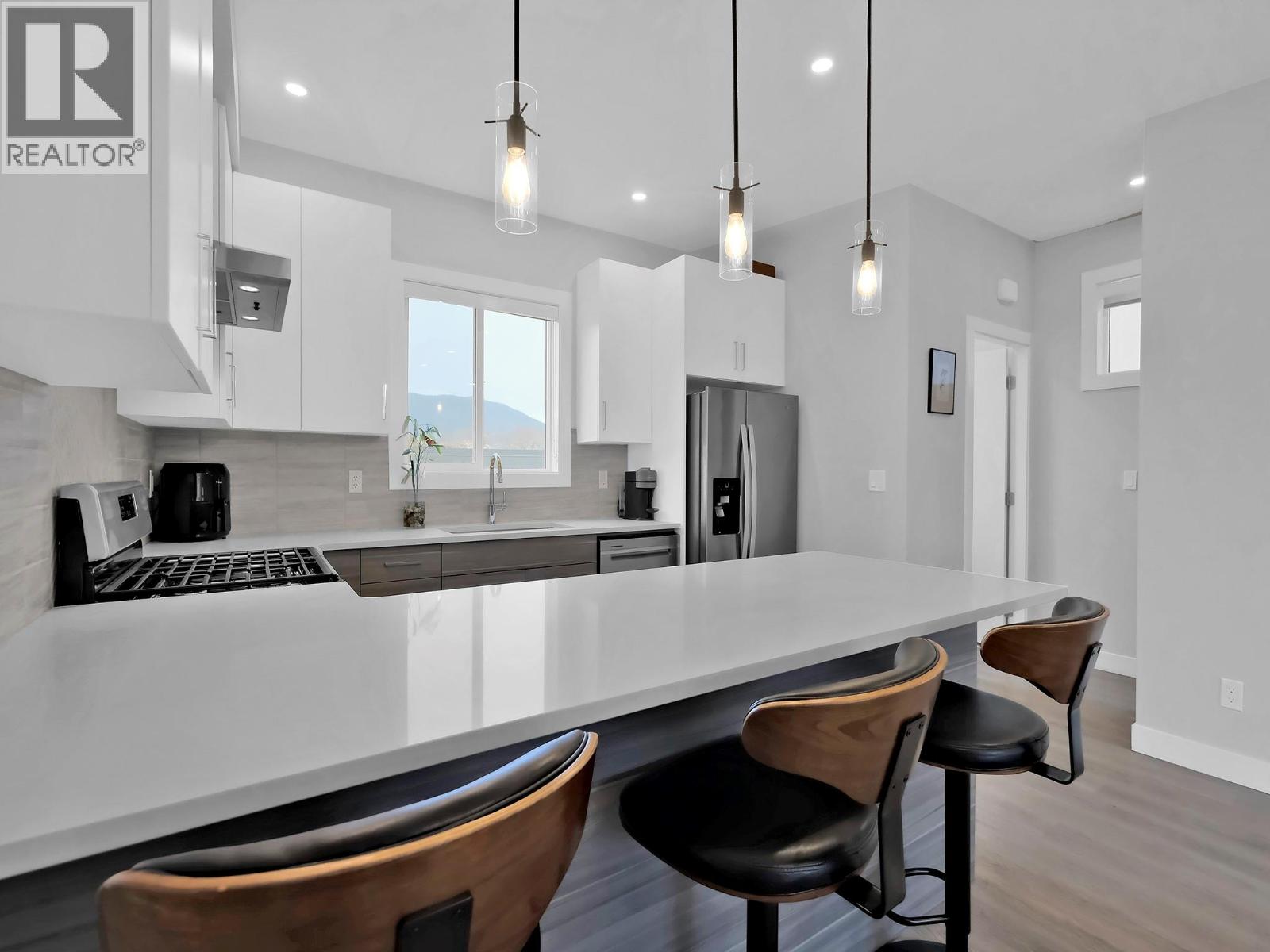 253 Norton Street Unit# 105, Penticton, British Columbia  V2A 4H8 - Photo 3 - 10371241