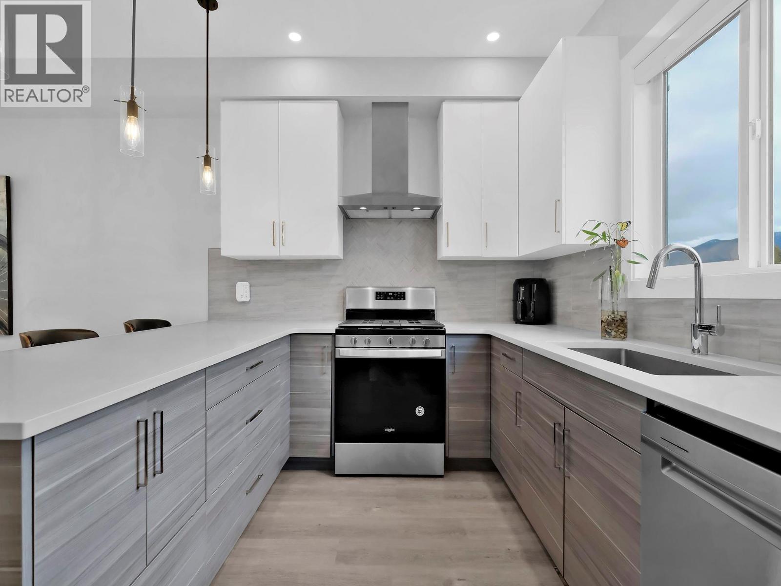 253 Norton Street Unit# 105, Penticton, British Columbia  V2A 4H8 - Photo 4 - 10371241