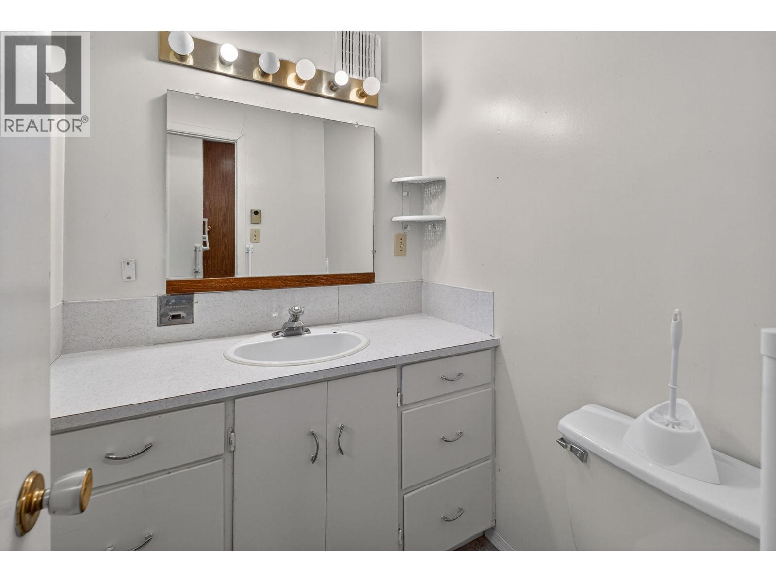 3305 Mcgibney Road, Naramata, British Columbia  V0H 1N0 - Photo 25 - 10377012