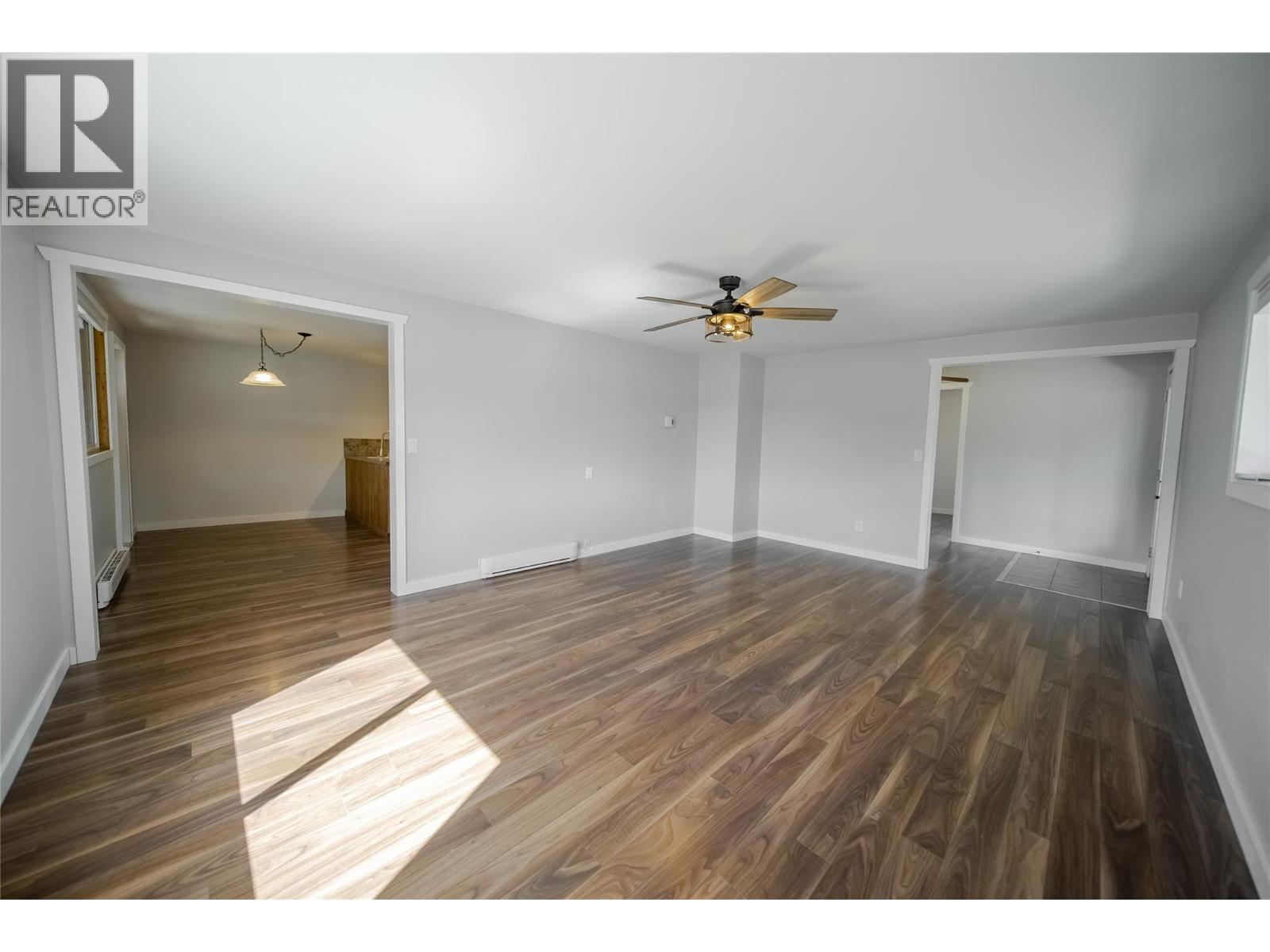 505 Chief David Road, Baynes Lake, British Columbia  V0B 1T4 - Photo 10 - 10377017