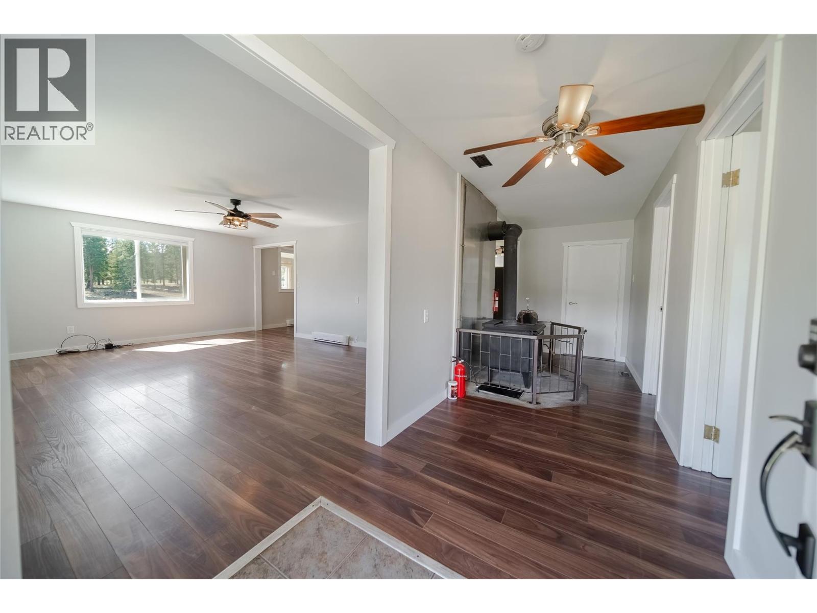 505 Chief David Road, Baynes Lake, British Columbia  V0B 1T4 - Photo 18 - 10377017