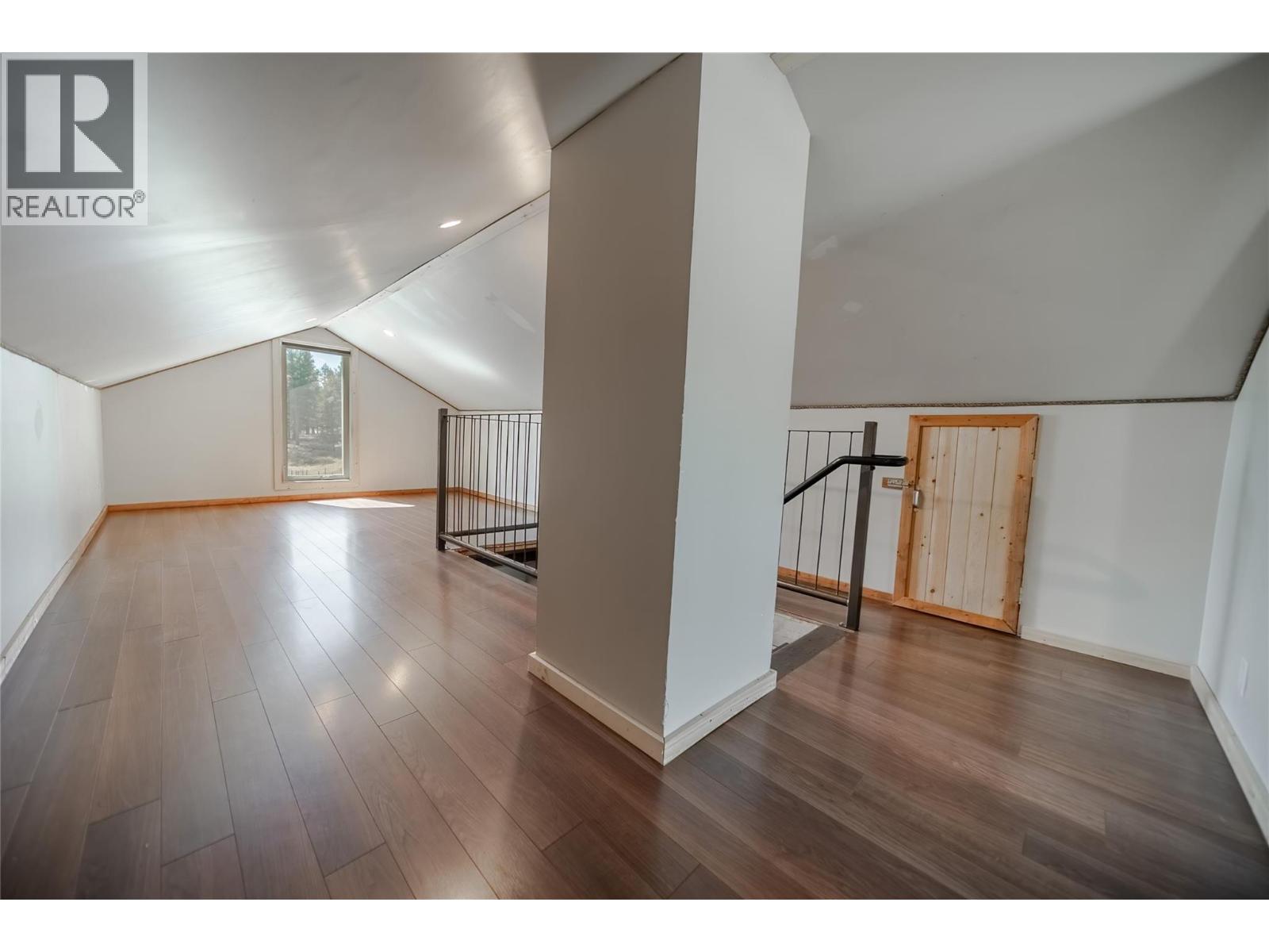 505 Chief David Road, Baynes Lake, British Columbia  V0B 1T4 - Photo 28 - 10377017