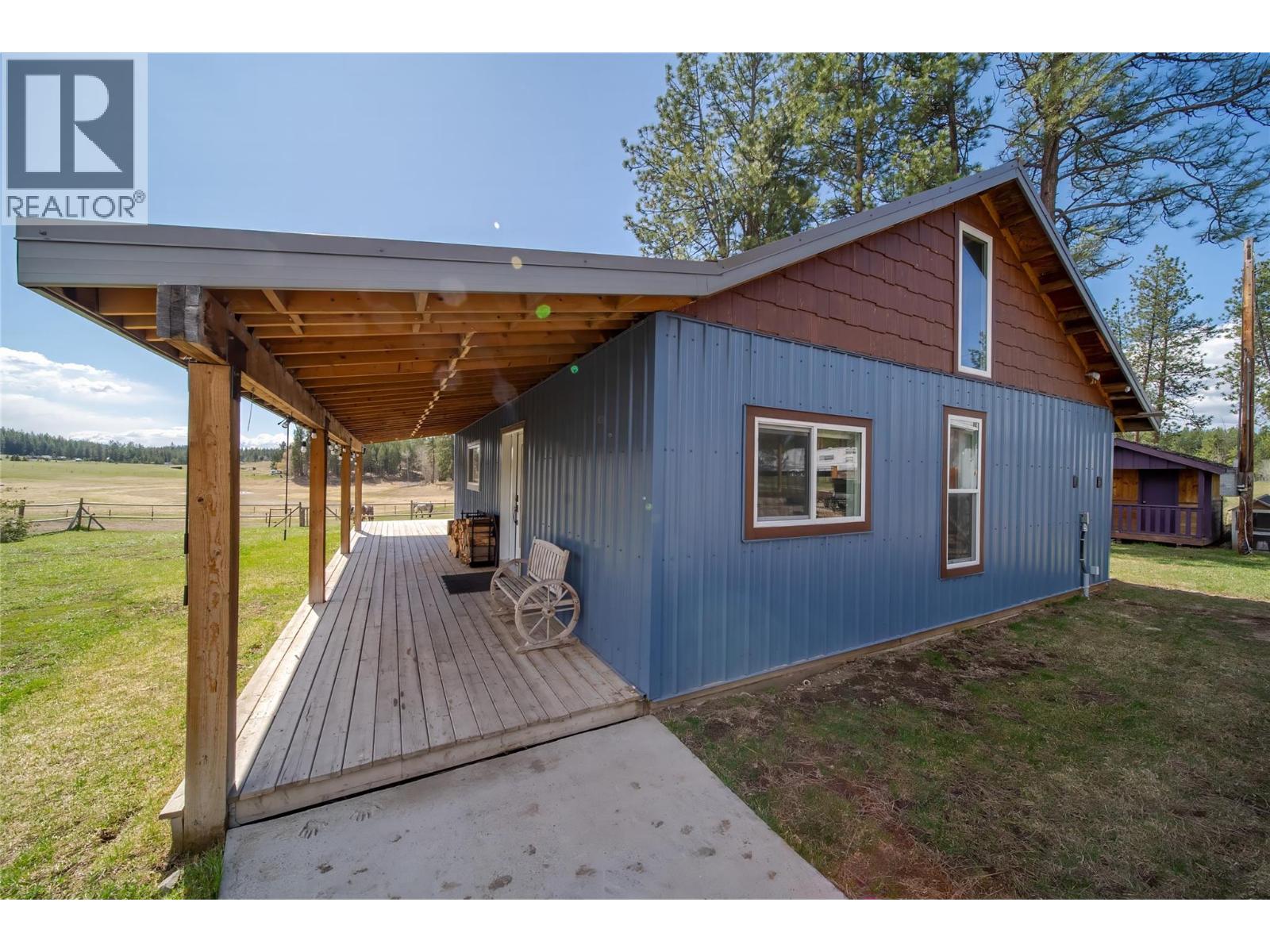 505 Chief David Road, Baynes Lake, British Columbia  V0B 1T4 - Photo 6 - 10377017