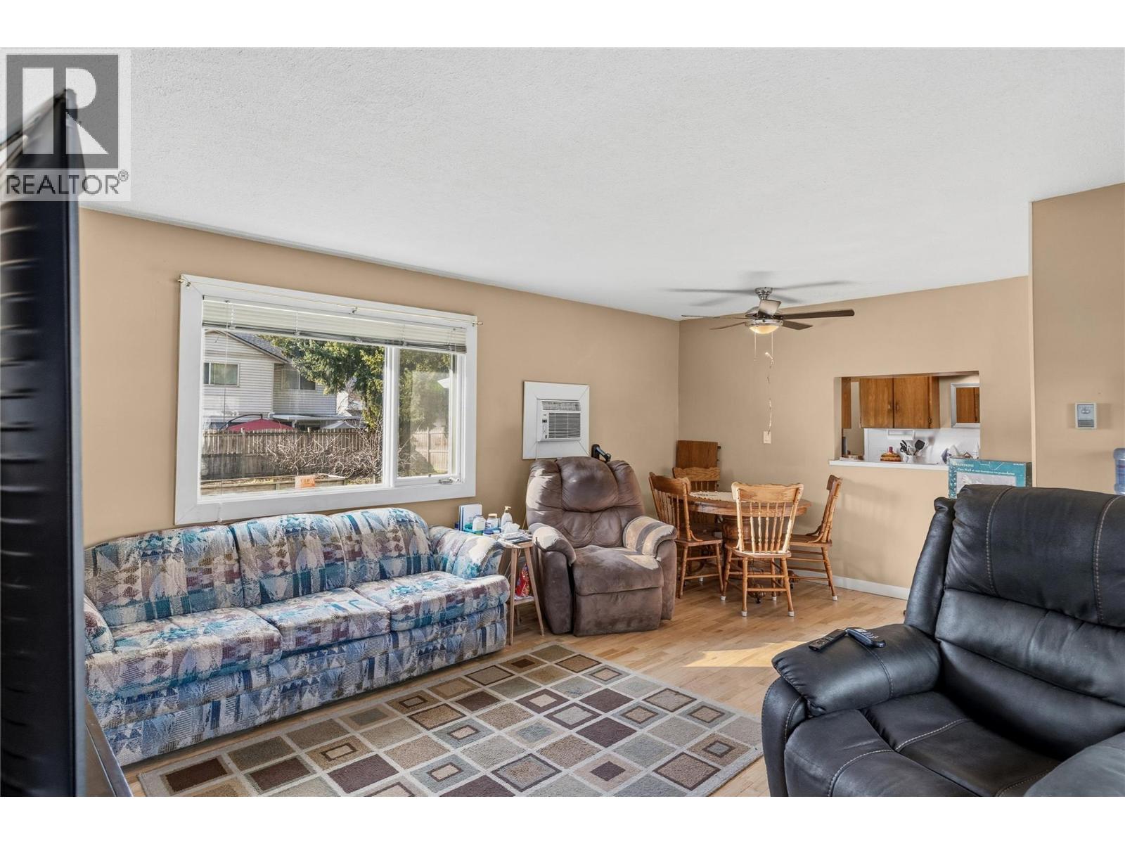 4402 20 Street, Vernon, British Columbia  V1T 4E3 - Photo 10 - 10376919