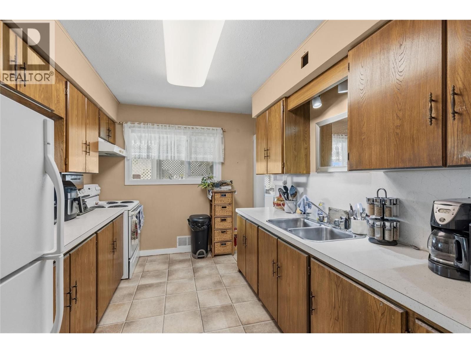 4402 20 Street, Vernon, British Columbia  V1T 4E3 - Photo 13 - 10376919