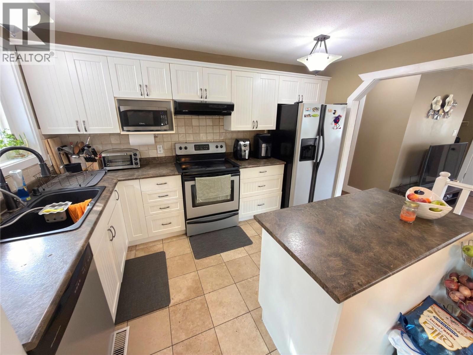 446 Corina Avenue, Princeton, British Columbia  V0X 1W0 - Photo 15 - 10376508