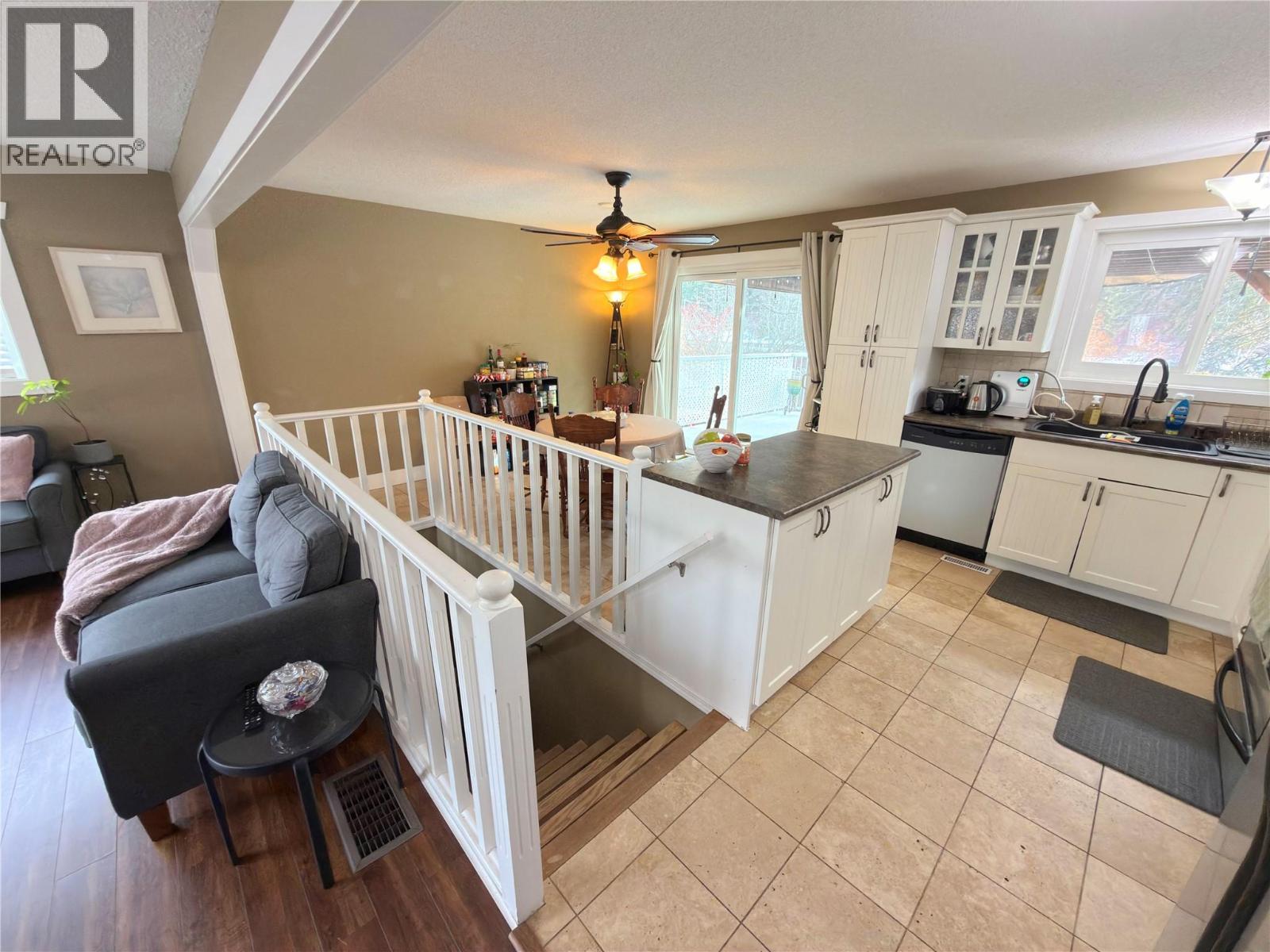 446 Corina Avenue, Princeton, British Columbia  V0X 1W0 - Photo 25 - 10376508