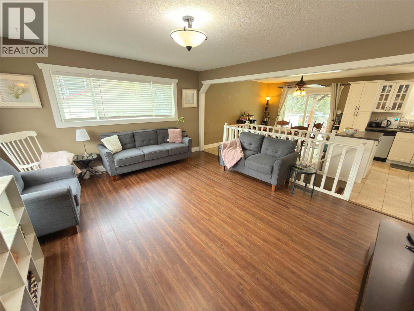 446 Corina Avenue, Princeton, British Columbia  V0X 1W0 - Photo 7 - 10376508