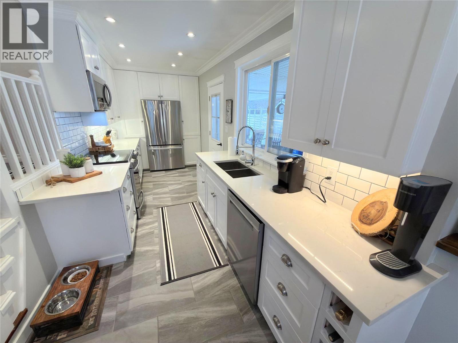 240 Warren Street, Princeton, British Columbia  V0X 1W0 - Photo 12 - 10376455