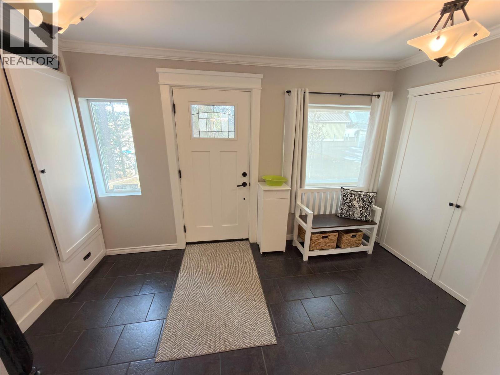 240 Warren Street, Princeton, British Columbia  V0X 1W0 - Photo 5 - 10376455