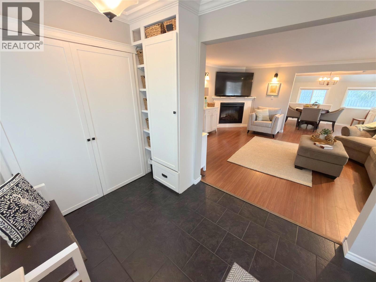 240 Warren Street, Princeton, British Columbia  V0X 1W0 - Photo 6 - 10376455