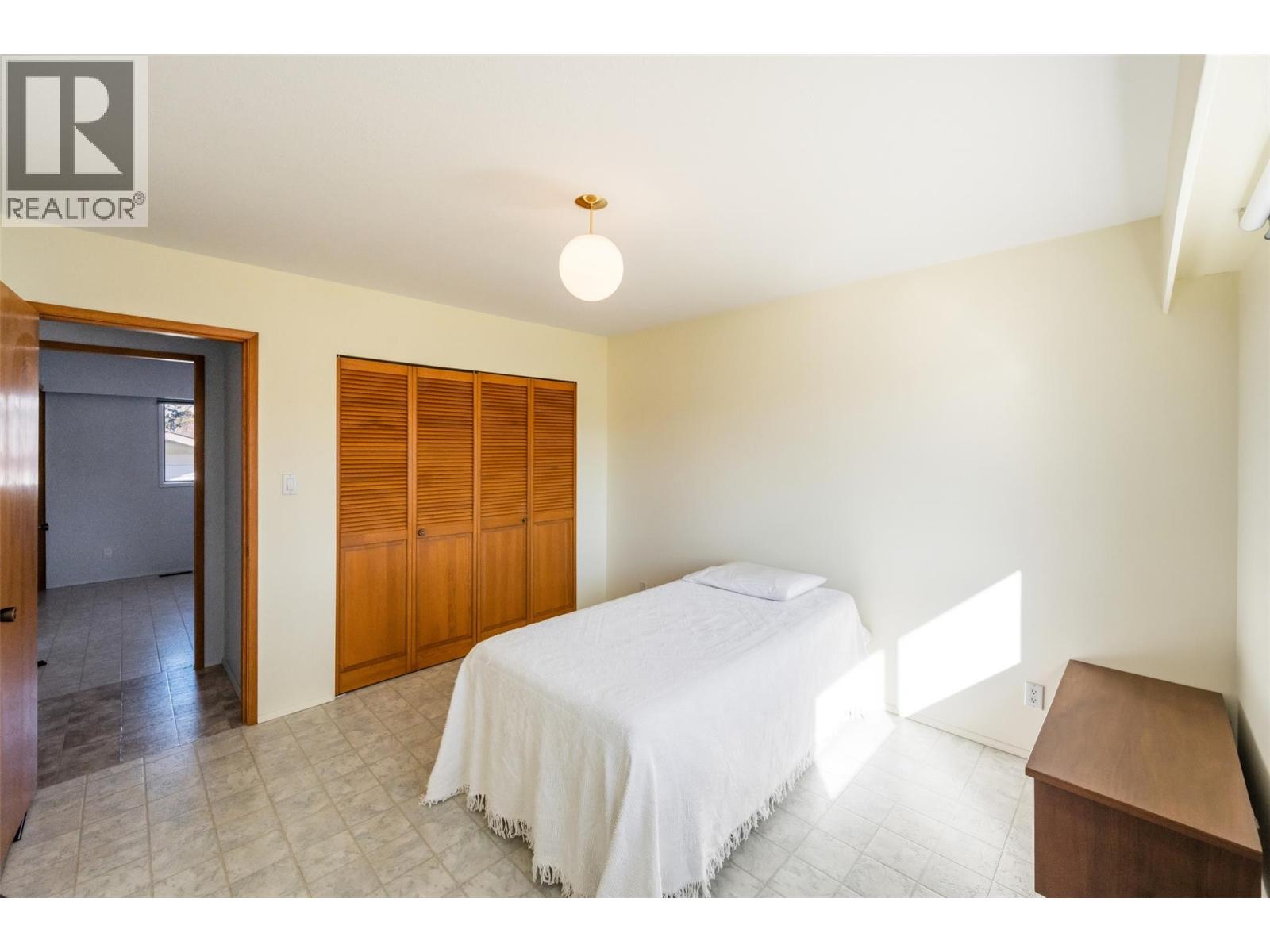 5808 Columbia Street, Oliver, British Columbia  V0H 1T0 - Photo 22 - 10376437