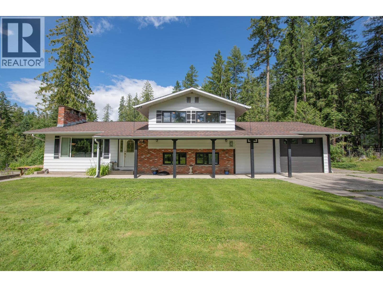 40 Rosoman Road, Enderby, British Columbia  V4Y 4K4 - Photo 1 - 10377139