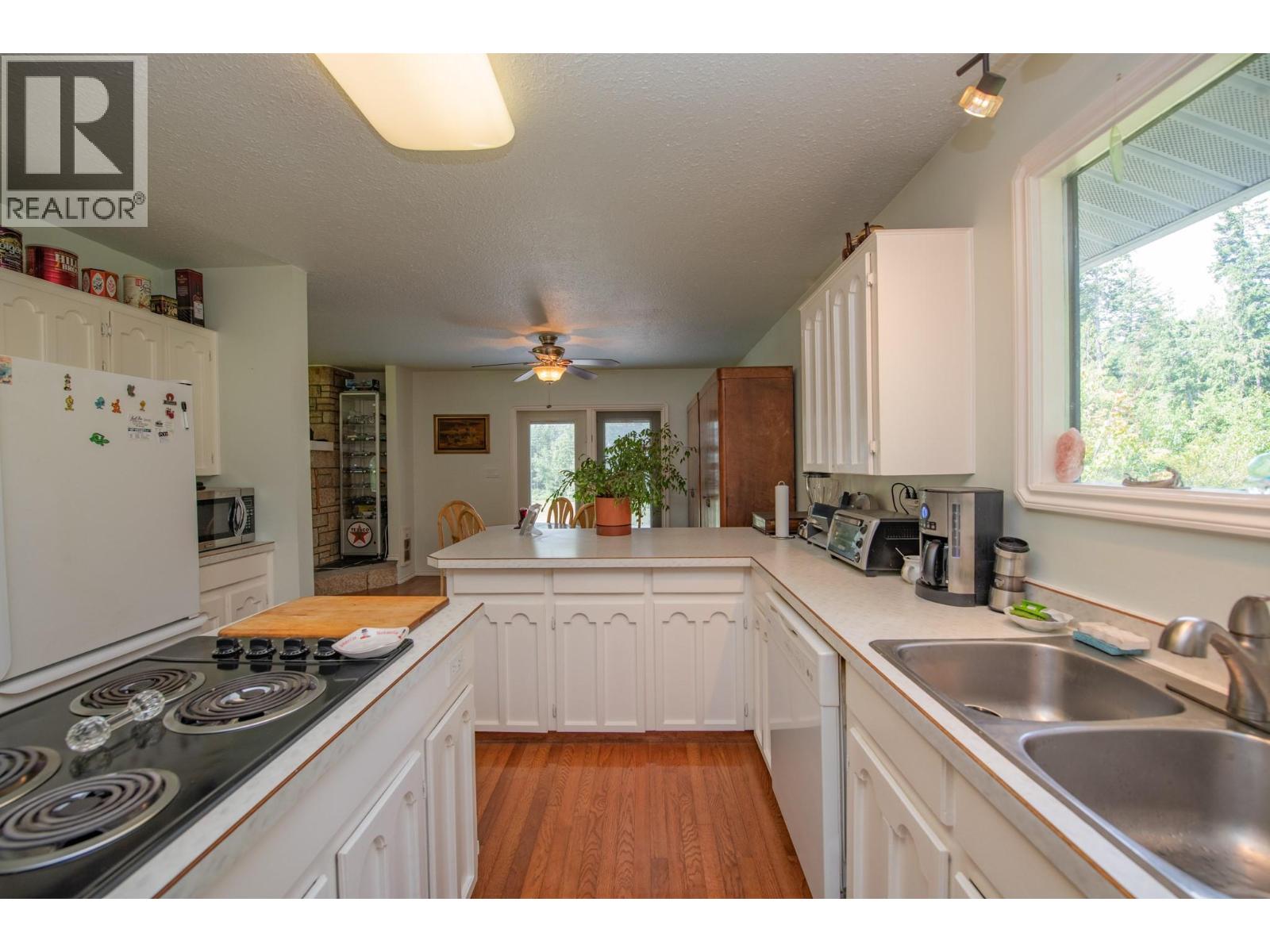 40 Rosoman Road, Enderby, British Columbia  V4Y 4K4 - Photo 27 - 10377139