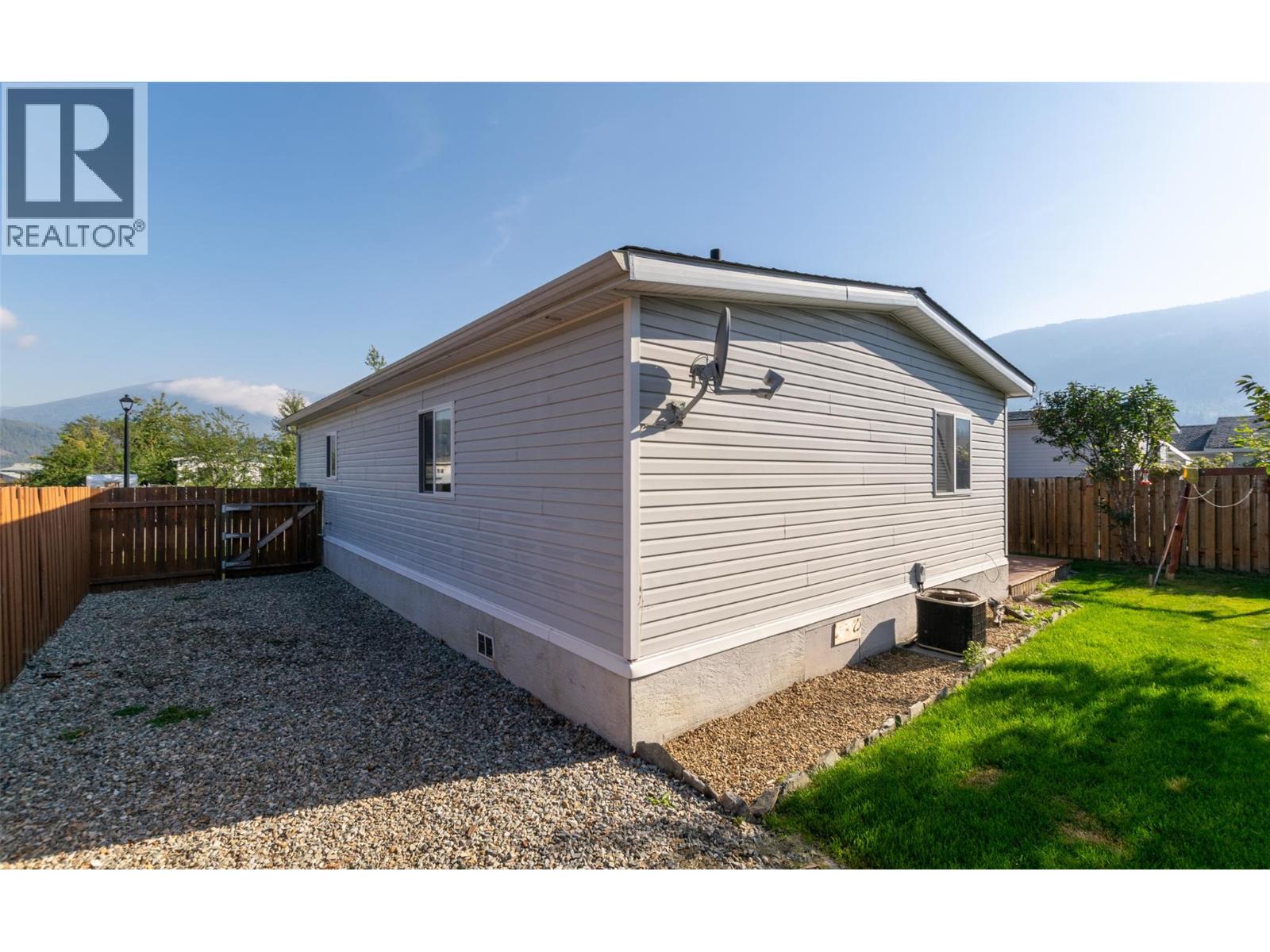 4640 73 Avenue Ne, Salmon Arm, British Columbia  V0E 1K0 - Photo 23 - 10376895