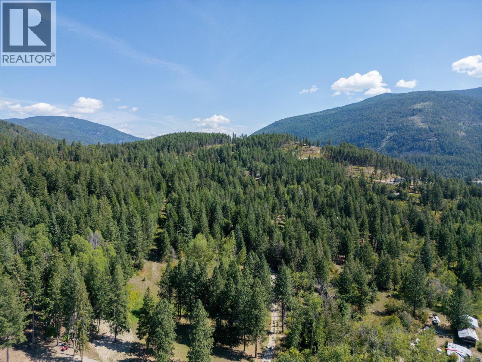 902 35  N Avenue, Erickson, British Columbia  V0B 1K0 - Photo 3 - 10377088