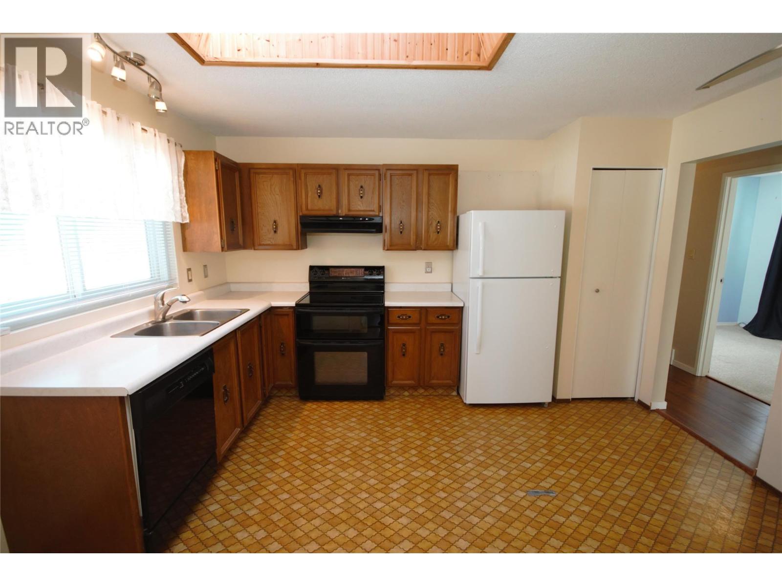 145 Blairmore Crescent, Penticton, British Columbia  V2A 7E2 - Photo 13 - 10376887