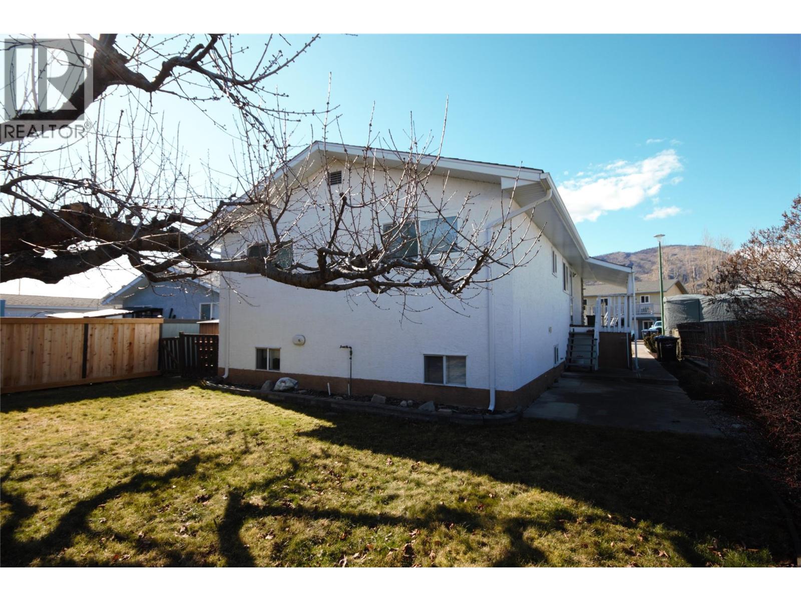 145 Blairmore Crescent, Penticton, British Columbia  V2A 7E2 - Photo 5 - 10376887