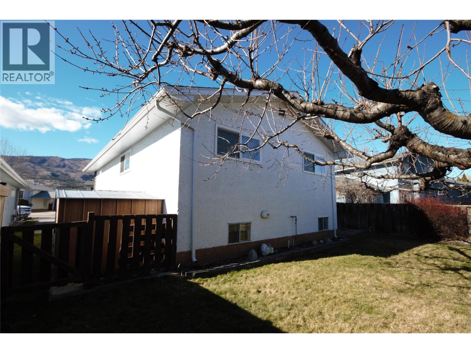 145 Blairmore Crescent, Penticton, British Columbia  V2A 7E2 - Photo 6 - 10376887