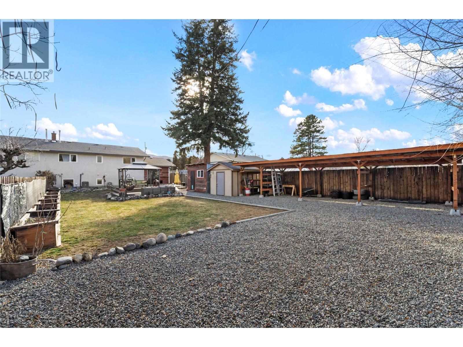 2334 Bossert Avenue, Kamloops, British Columbia  V2B 4V7 - Photo 19 - 10374478