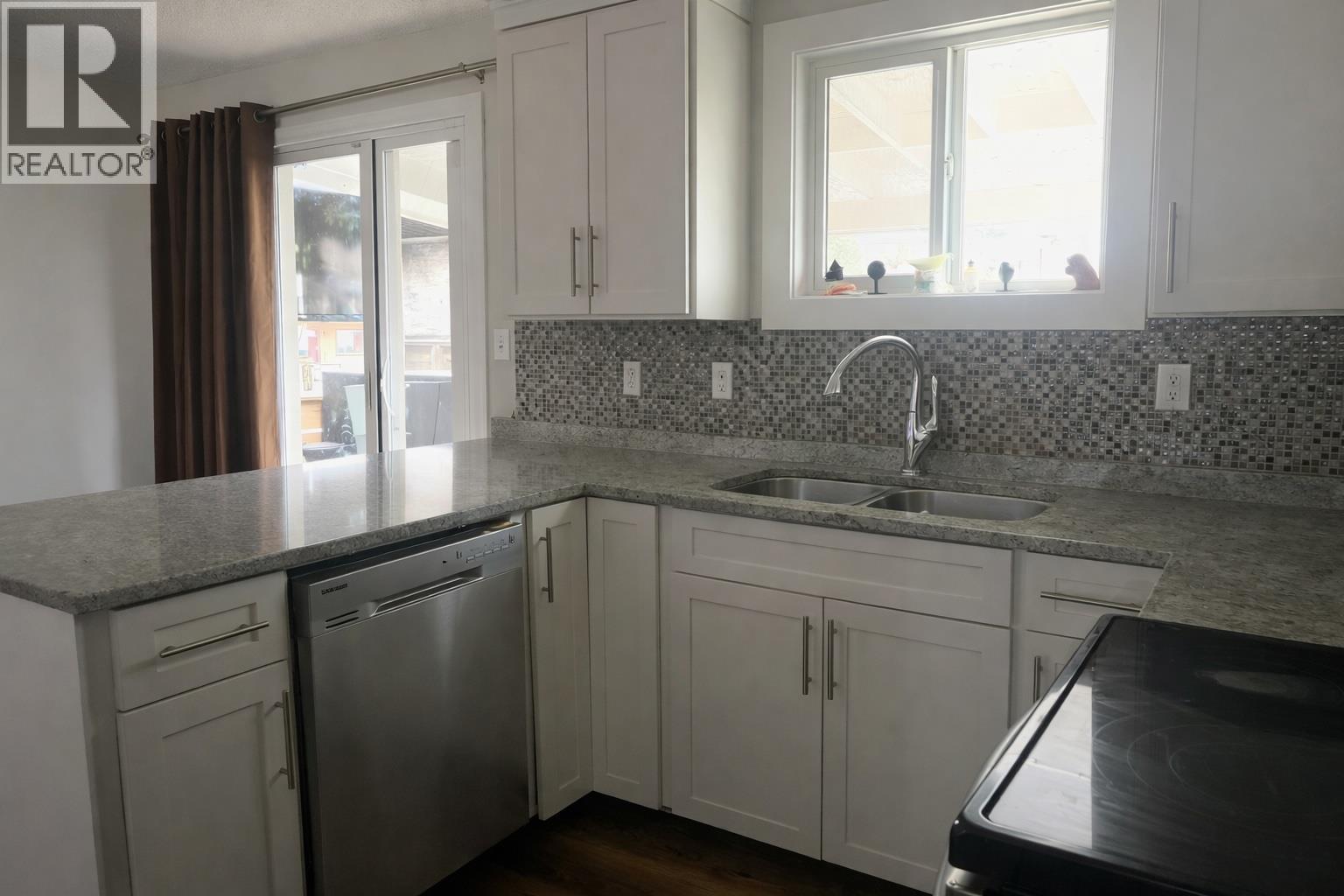 385 Perth Road, Kelowna, British Columbia  V1X 3R5 - Photo 6 - 10377082