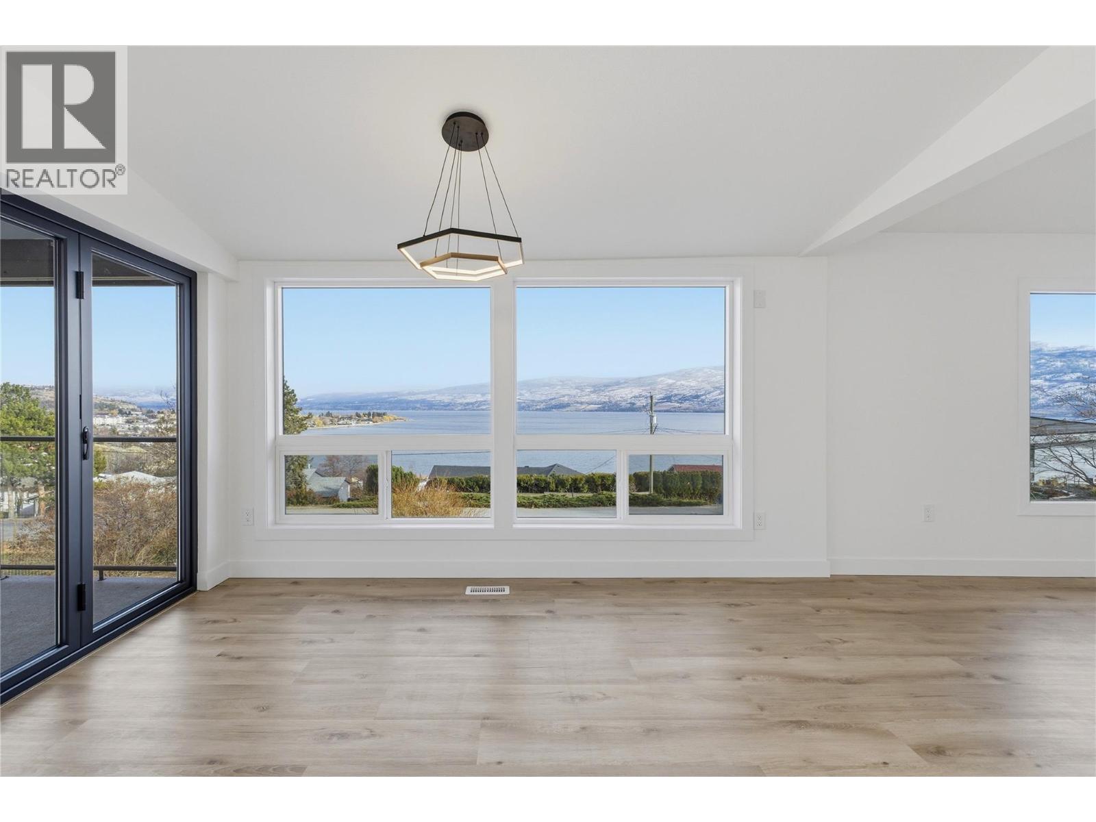 3906 Harding Road, West Kelowna, British Columbia  V4T 2J9 - Photo 11 - 10376583