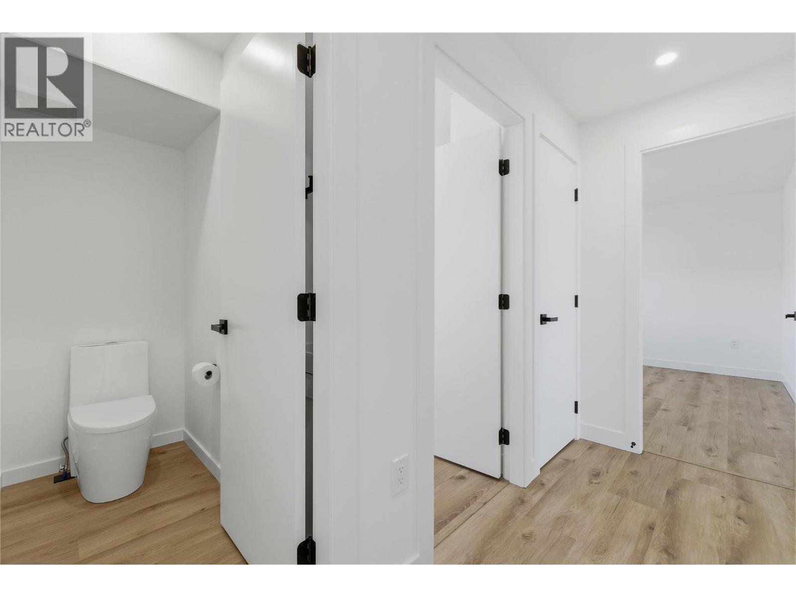 3906 Harding Road, West Kelowna, British Columbia  V4T 2J9 - Photo 48 - 10376583